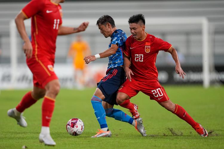 东亚杯中国男足vs日本回放