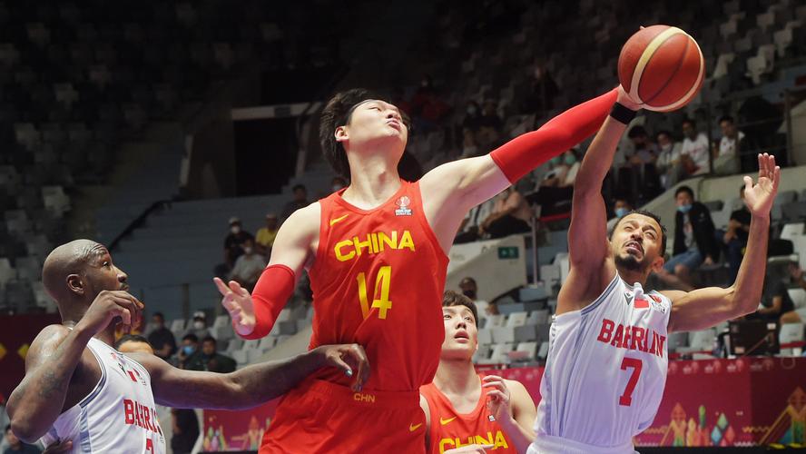 中国男篮vs巴林篮球