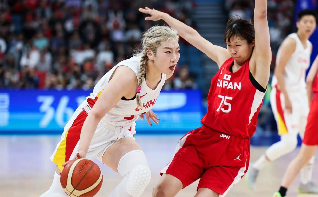 中国香港vs日本女篮国歌