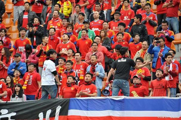 中国vs缅甸足球球迷
